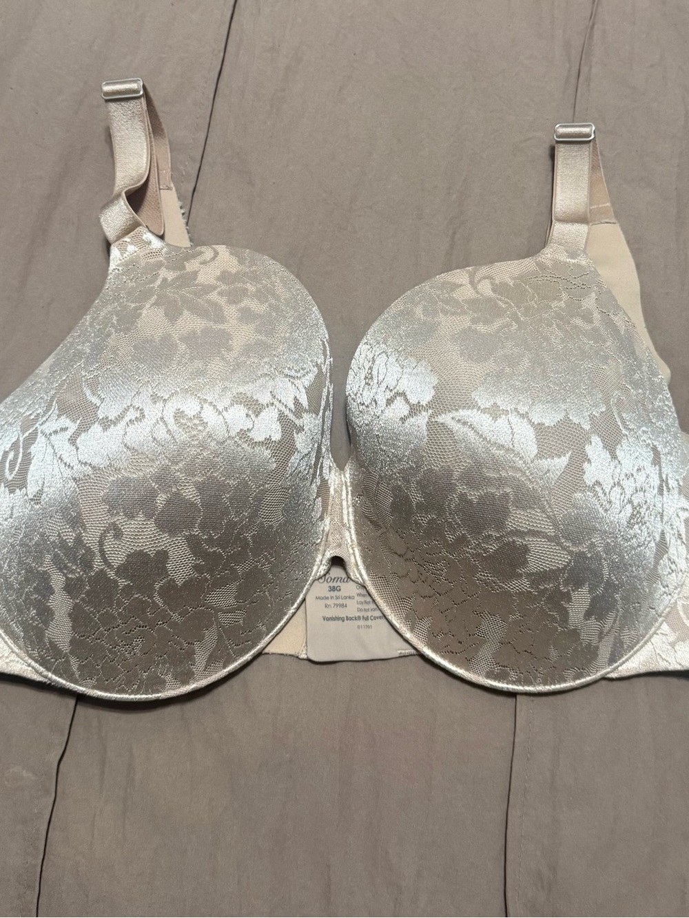 Soma 38G Seamless Floral Jacquard Underwire T-Shirt Bra - Nude  New without tag